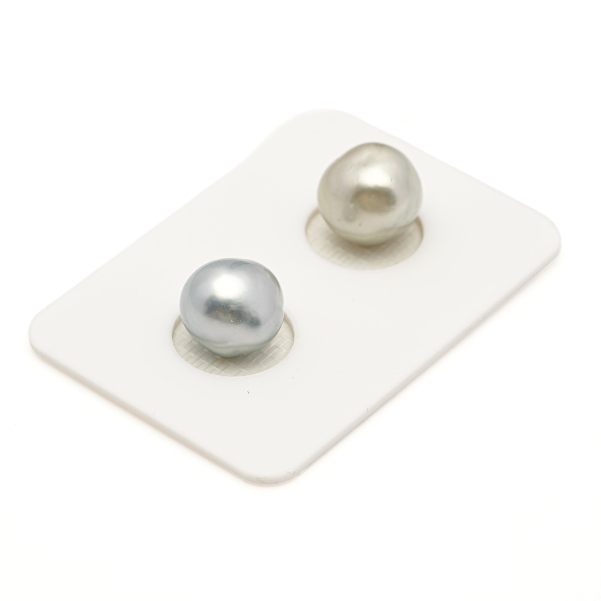 2pcs Silver Light 9.9-10.1mm - BQ AAA Quality Tahitian Pearl Pair ER1979 LP3