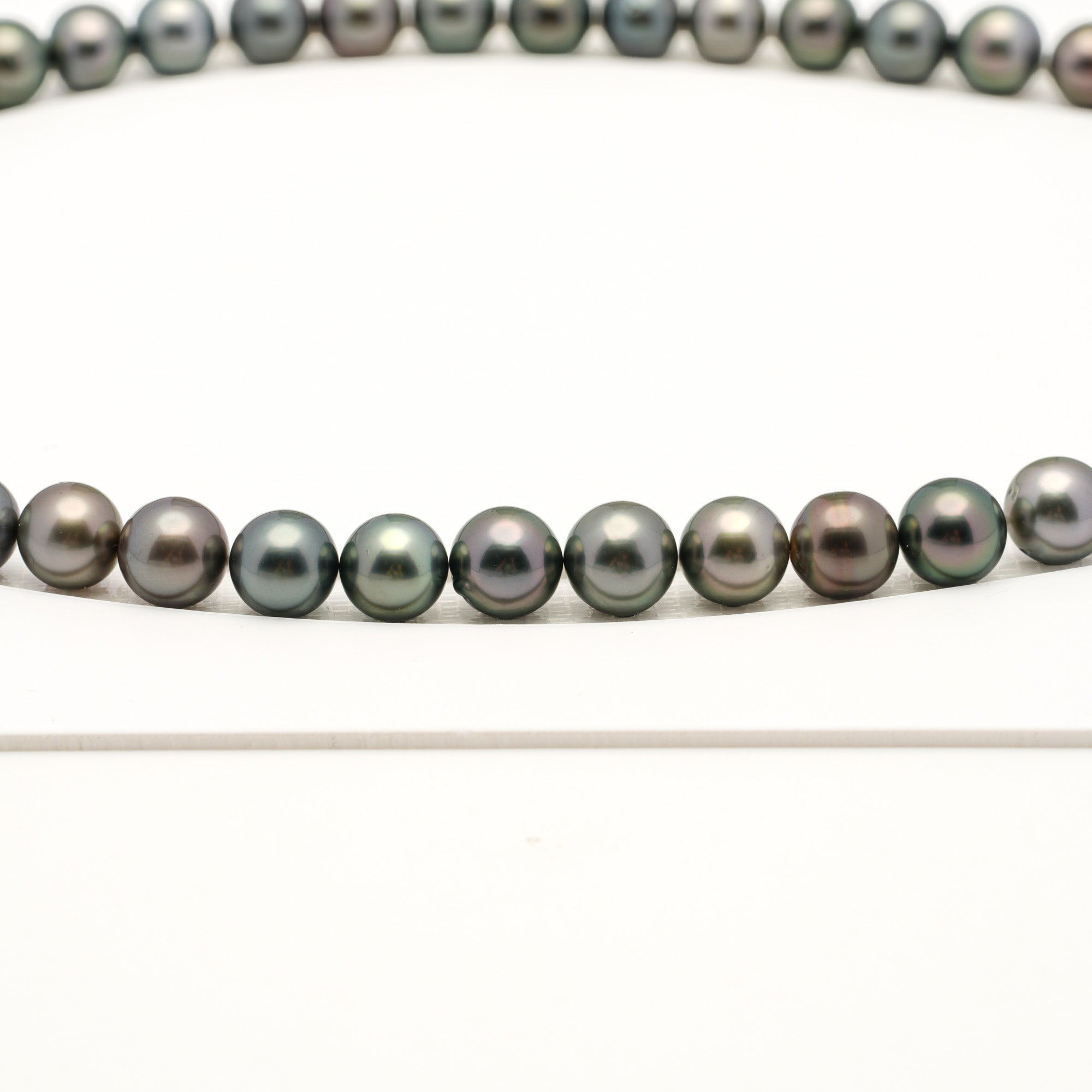 48pcs Multicolor 8-9mm - SR AAA/AA Quality Tahitian Pearl Necklace