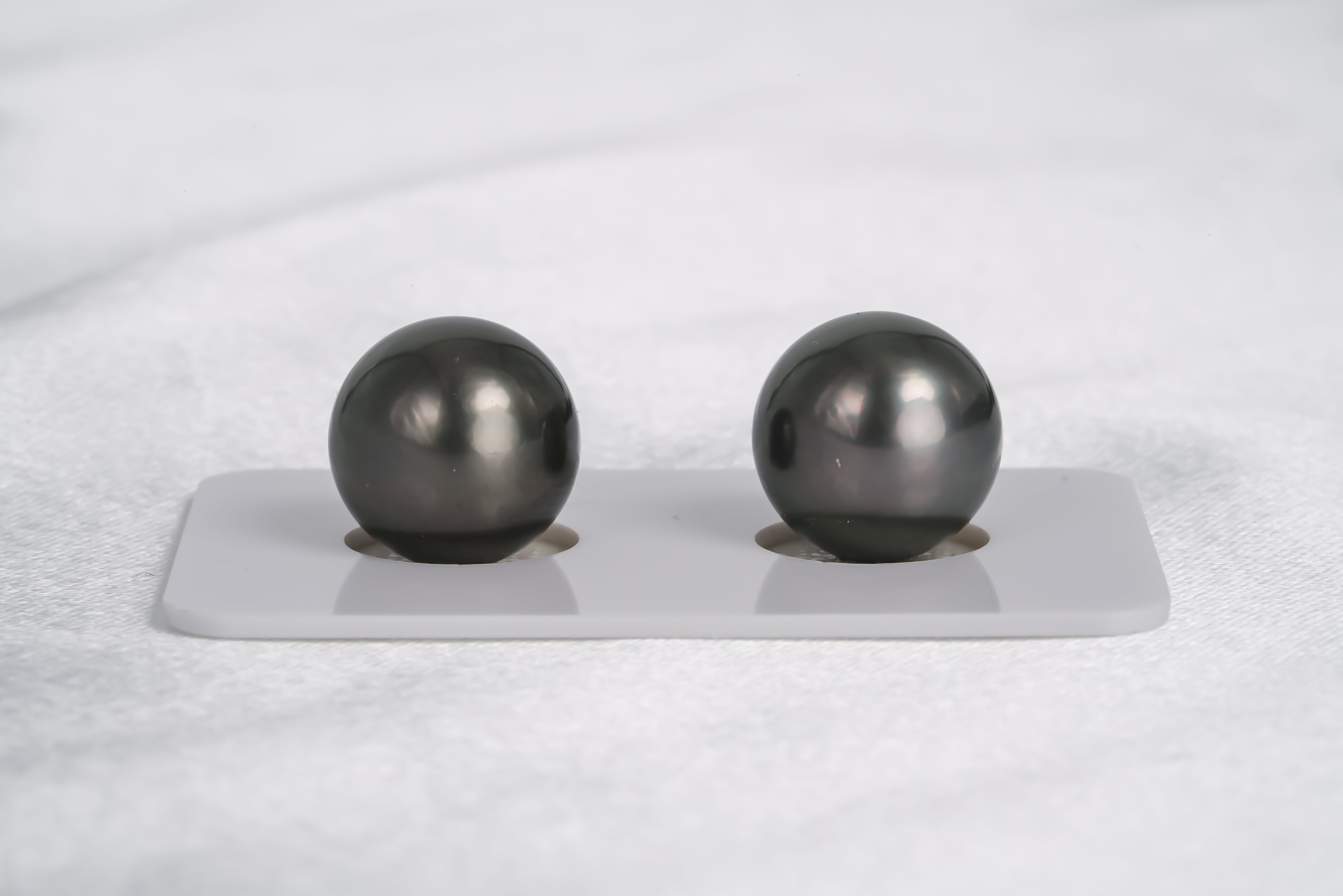 Dark Grey Matched Pair - Round 12mm AAA/AA quality Tahitian Pearl - Loose Pearl jewelry wholesale