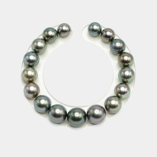 17pcs Green Mix 8-11mm - RSR AAA/AA Quality Tahitian Pearl Bracelet BR1641