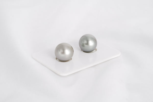 Silver Grey Matched Pair - Round 12.1mm TOP/AAA quality Tahitian Pearl - Loose Pearl jewelry wholesale