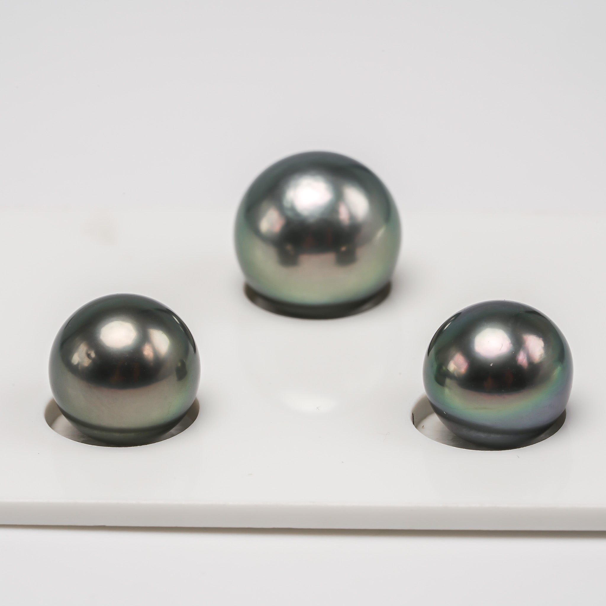 3pcs Green 10-12mm - RSR AAA/AA Quality Tahitian Pearl Trio Set ER1126